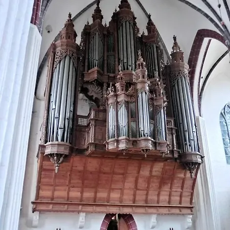 Ferienwohnung Am Rathaus & *