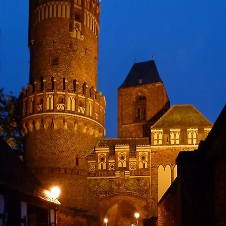 Maison d'hôtes Ferienwohnung Am Rathaus & Tangermünde